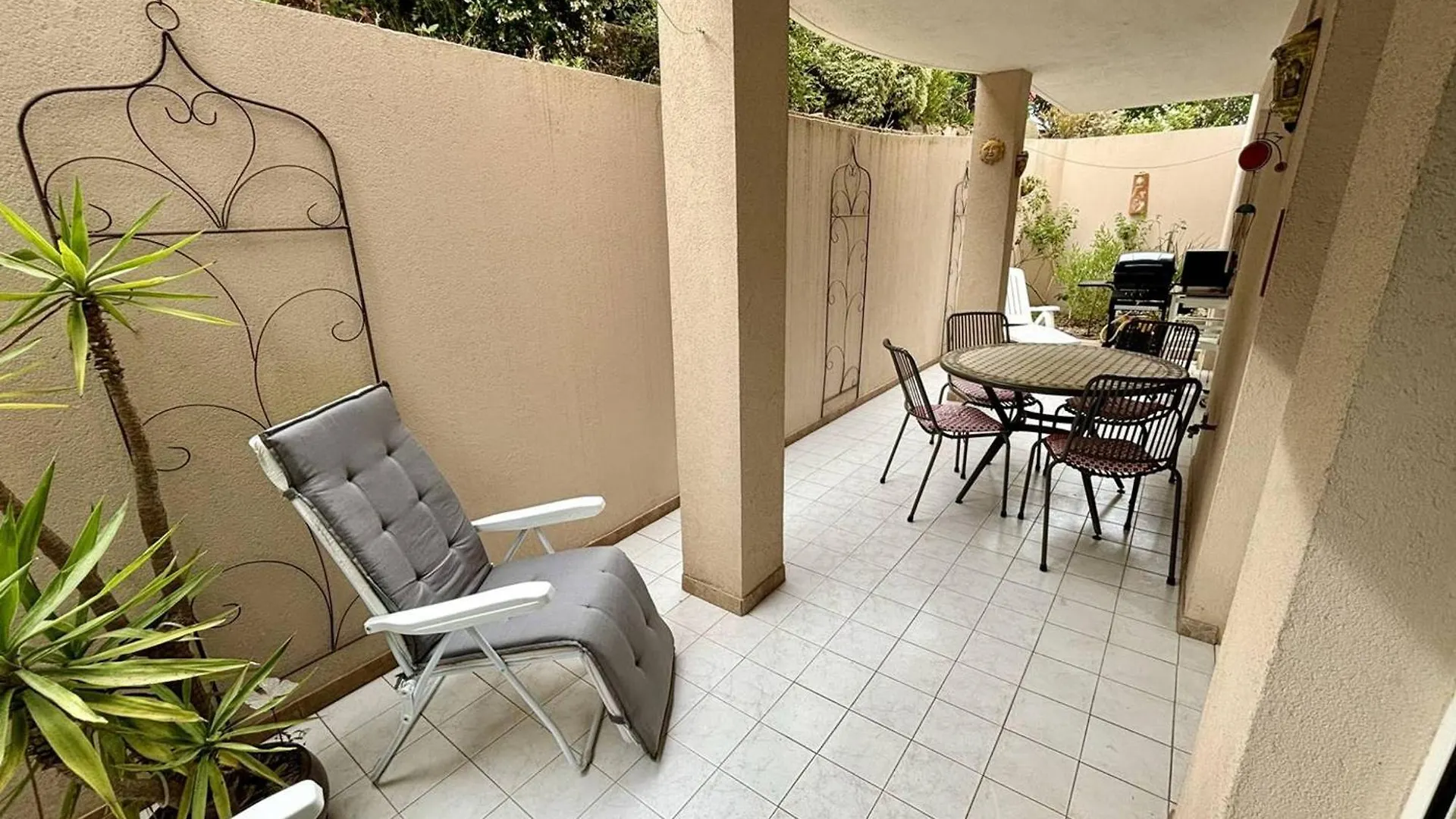 Appartement Climatise Avec Garage A 200M Des Commerces - Fr-1-816-19 Bormes-les-Mimosas Apartment
